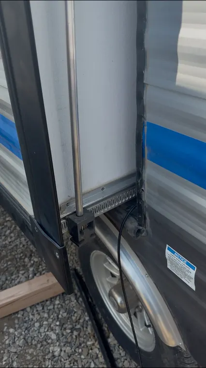 Close-up of a slide-out edge and seal